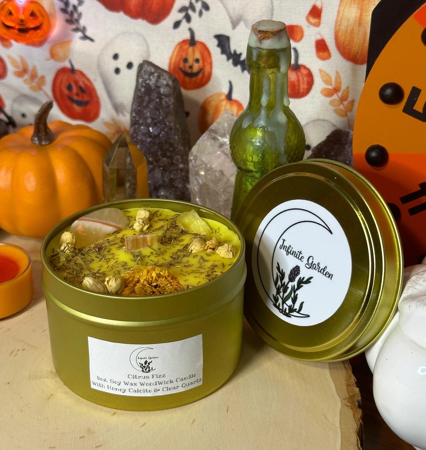 Citrus Fizz 8oz. Soy WoodWick Candle With Honey Calcite & Clear Quartz