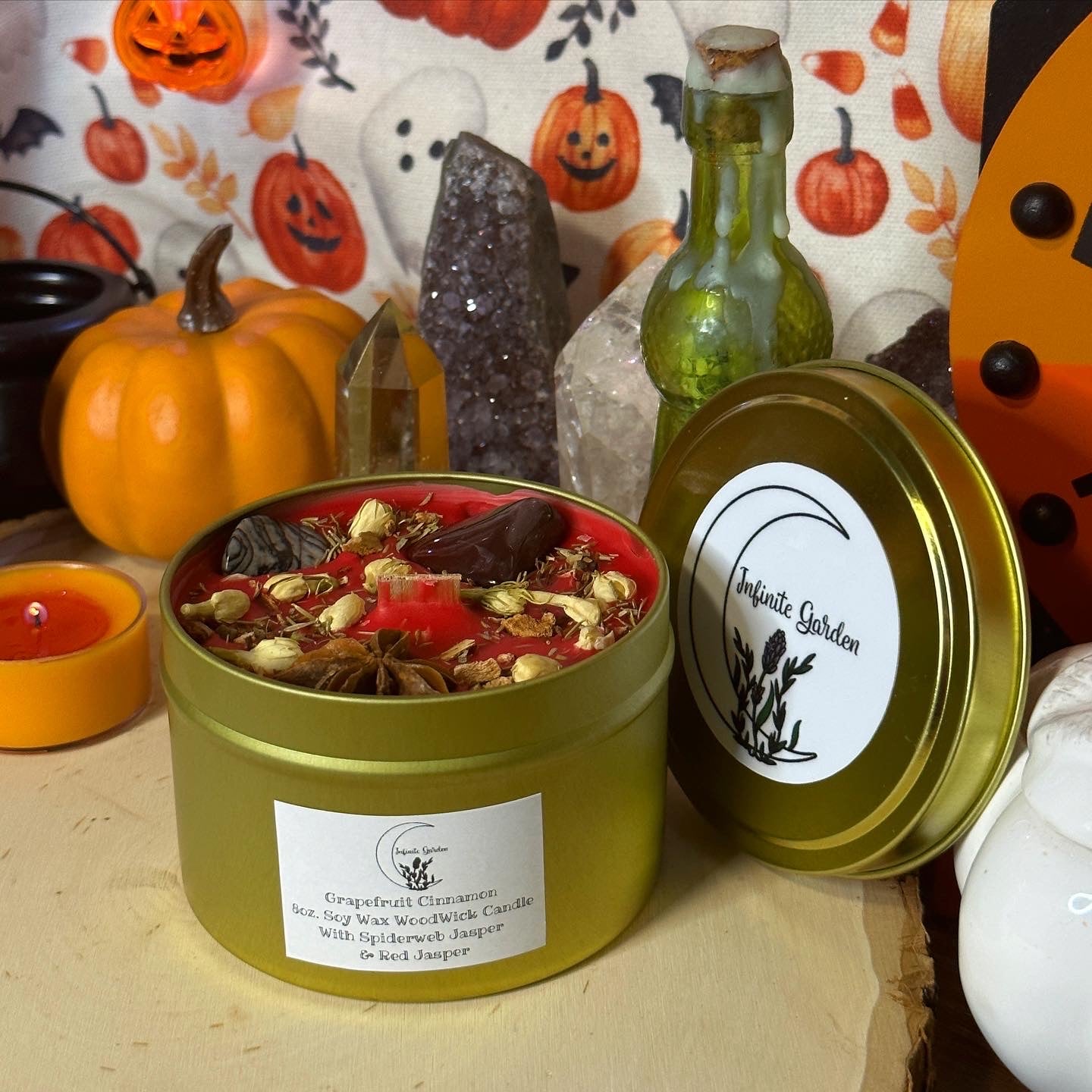 Grapefruit Cinnamon 8oz. Soy WoodWick Candle With Spiderweb Jasper & Red Jasper