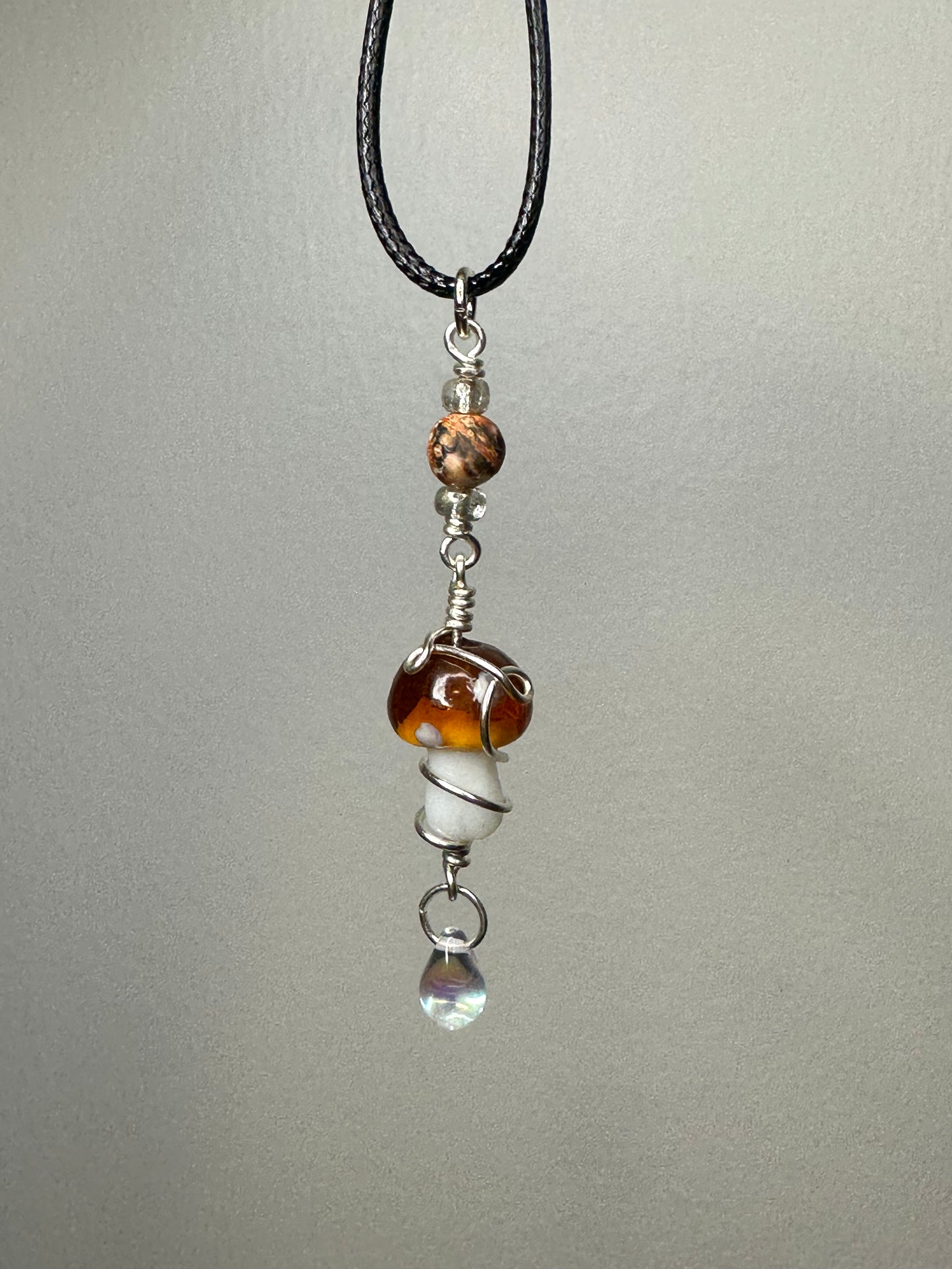 Crystal Mushroom Necklaces (Silver)