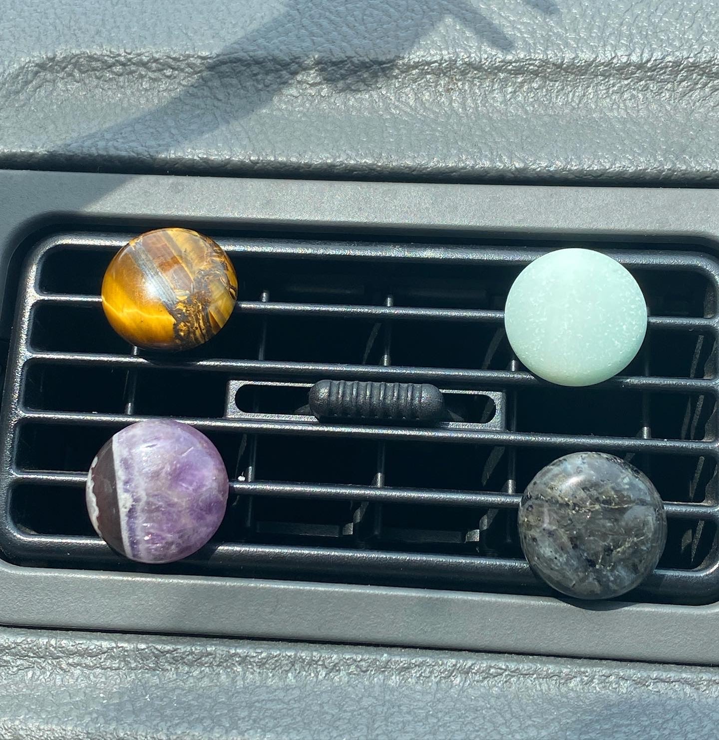 Circle Crystal Car Vent Clips