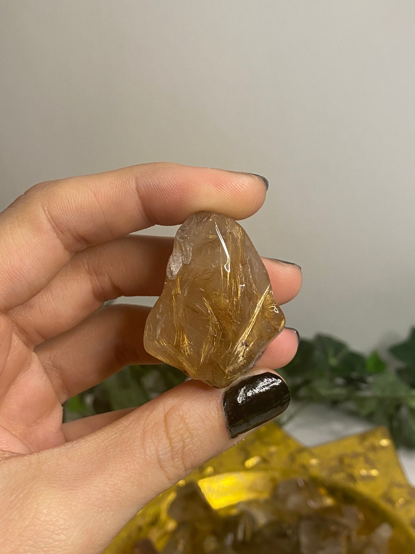 Golden Rutilated Quartz Tumble (Medium)